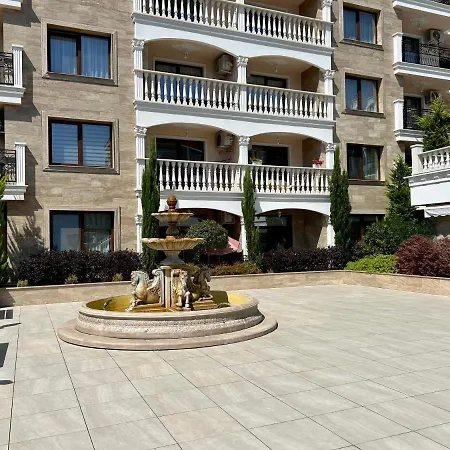 Valencia Gardens, *