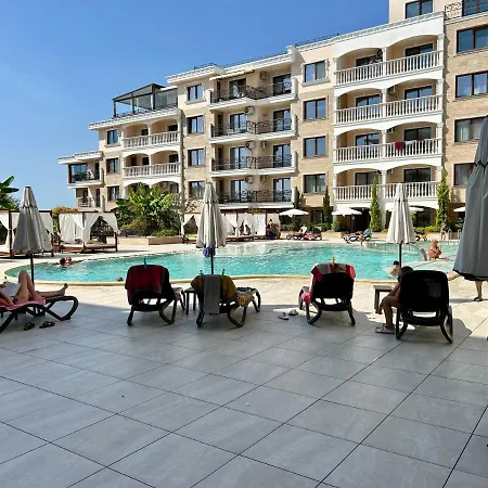 Apartment Valencia Gardens, Nesebar